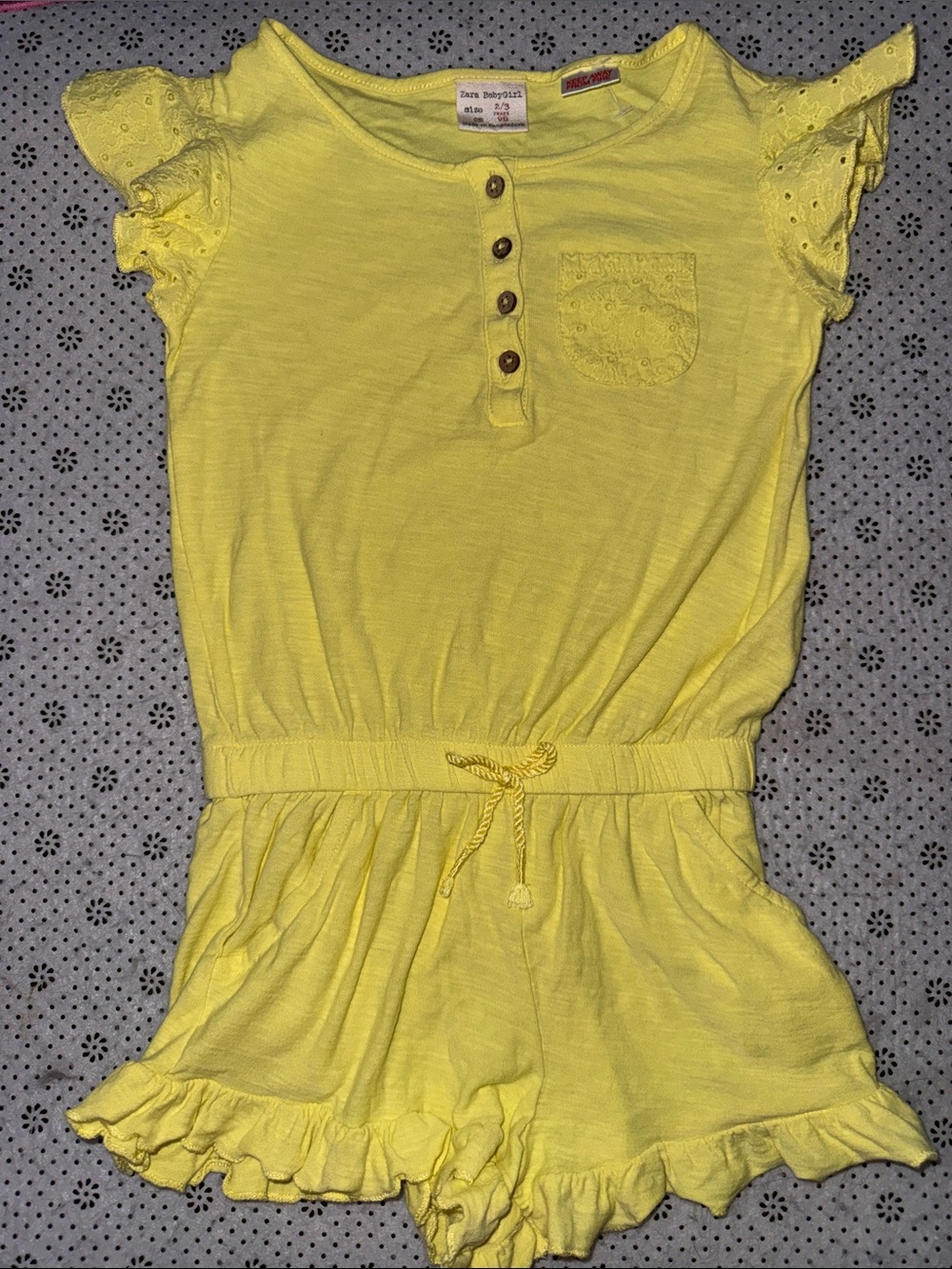 🛍 PRETTY LITTLE GIRLS ROMPER SIZE 2/3 years🛍